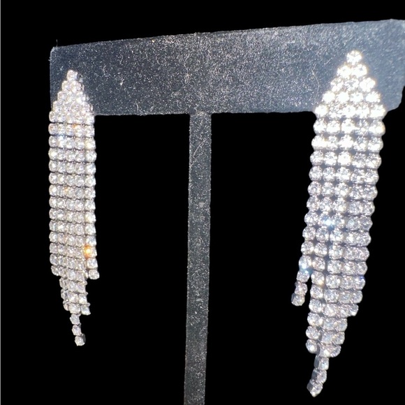 Cascading rhinestone 5 strand earrings - Picture 6 of 6